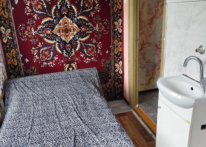 Your In A Three-room With A Shared Kitchen, Bathroom, And Toilet * Maardu